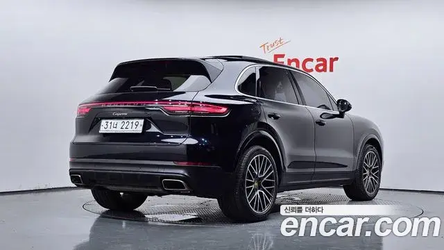Porsche Cayenne 2019 — Фото 2/20
