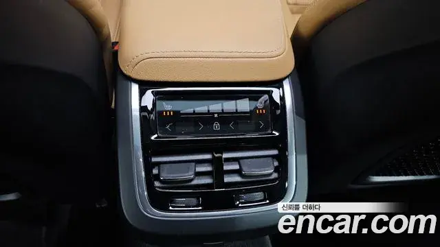 Volvo S60 2022 — Фото 20/20