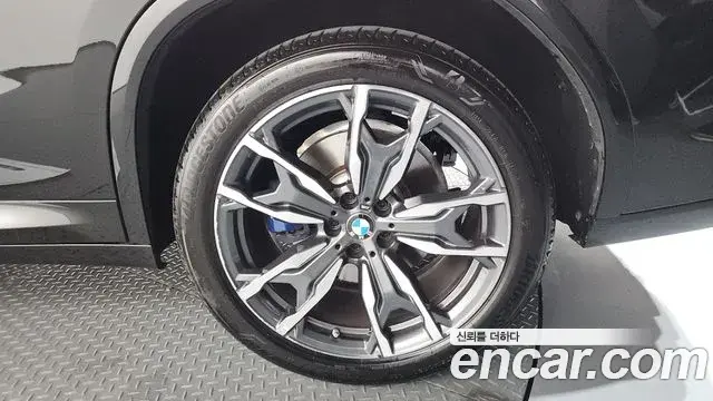 BMW X4 2025 — ფოტო 8/37