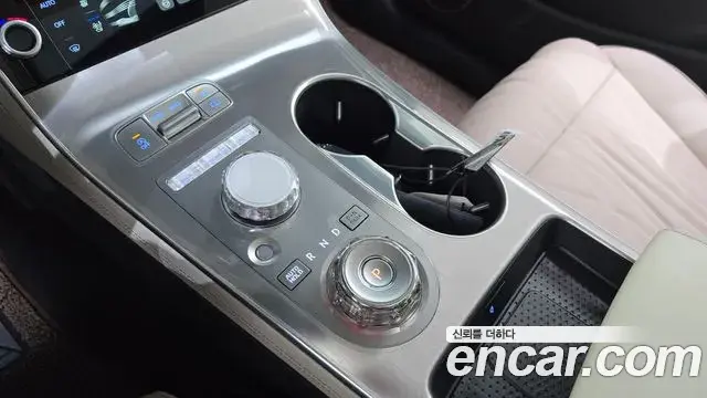 Genesis GV70 2026 — Şəkil 8/20