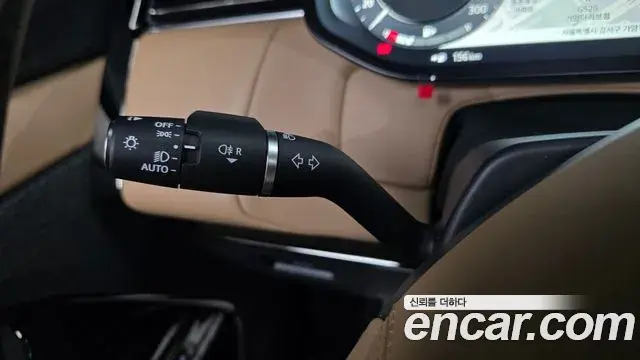Land Rover Range Rover Sport 2025 — Photo 30/34