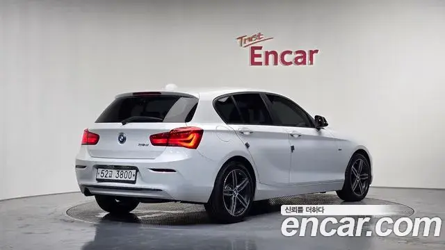 BMW 1 Series 2018 — Фото 2/20