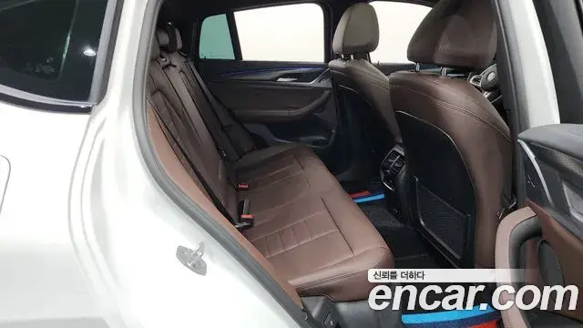 BMW X4 2025 — ფოტო 13/34