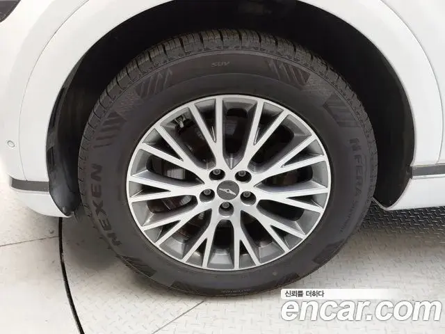 Genesis GV80 2022 — ფოტო 25/34