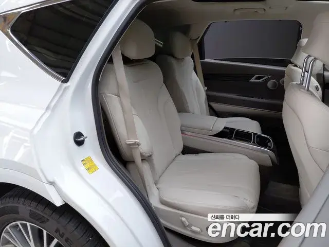 Genesis GV80 2022 — ფოტო 33/34