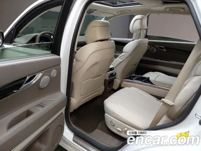 Genesis GV80 2022 — ფოტო 24/34
