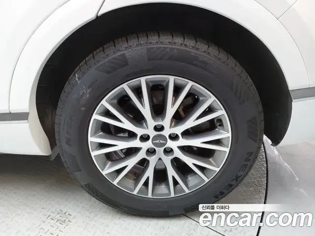 Genesis GV80 2022 — ფოტო 13/34