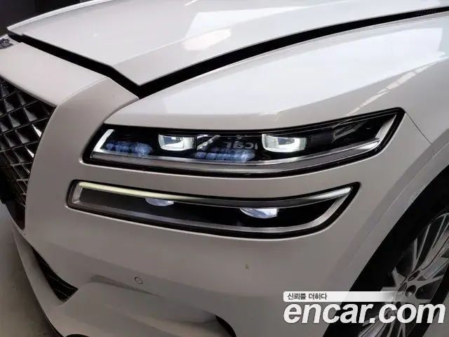 Genesis GV80 2022 — ფოტო 30/34