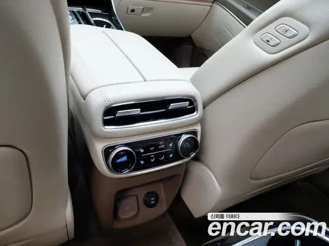 Genesis GV80 2022 — ფოტო 7/34