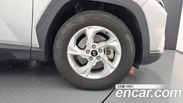 Hyundai Tucson Hybrid 2022 — Photo 10/30