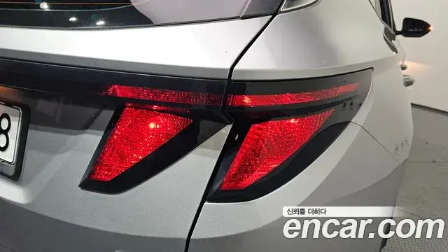 Hyundai Tucson Hybrid 2022 — Photo 19/30