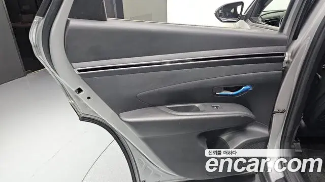 Hyundai Tucson Hybrid 2022 — Photo 11/30
