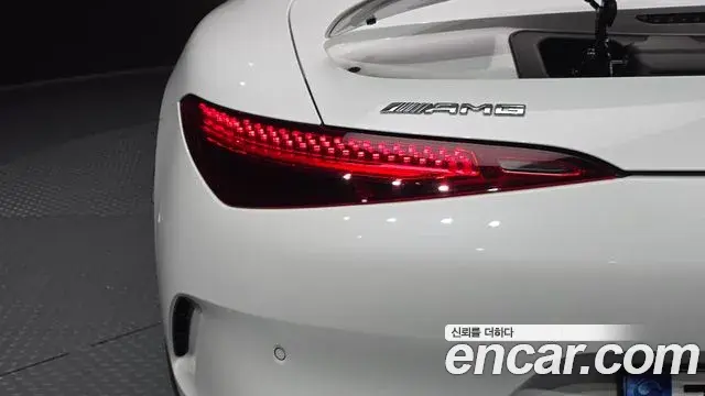 Mercedes-Benz SL-Class 2023 — Şəkil 16/37