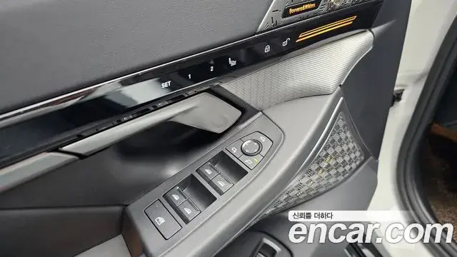 BMW 5 Series 2024 — Фото 15/20
