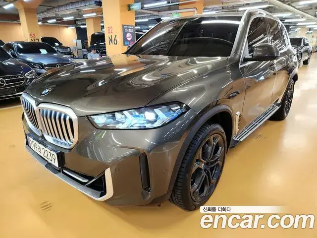 BMW X5 2024 — Фото 2/20