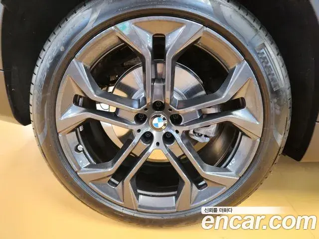 BMW X5 2024 — Фото 4/20