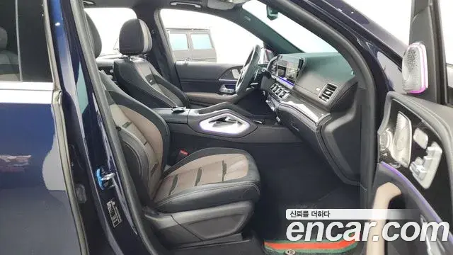 Mercedes-Benz GLE-Class 2021 — ფოტო 14/39