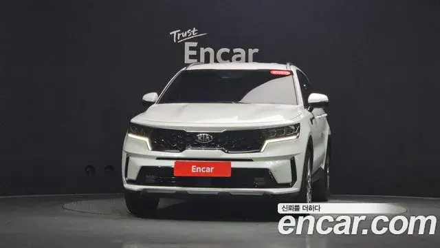 Kia Sorento 2021 — Фото 3/20