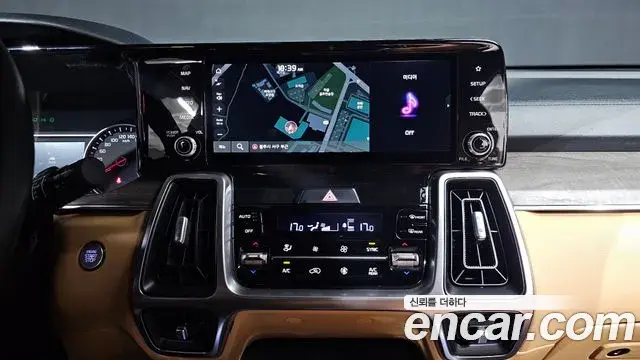 Kia Sorento 2021 — Фото 14/20