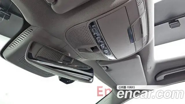 Mercedes-Benz E-Class 2018 — Фото 17/20