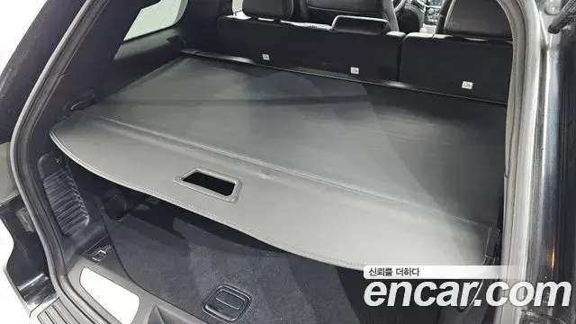 Jeep Grand Cherokee 2019 — ფოტო 16/35