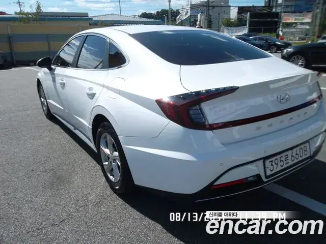 Hyundai Sonata 2021 — Фото 7/18