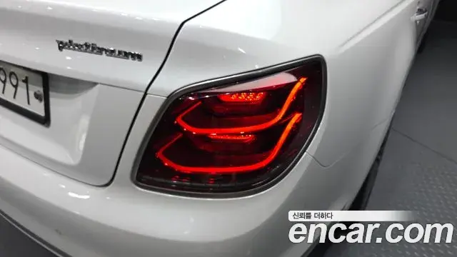 Kia The K9 2018 — Şəkil 25/34