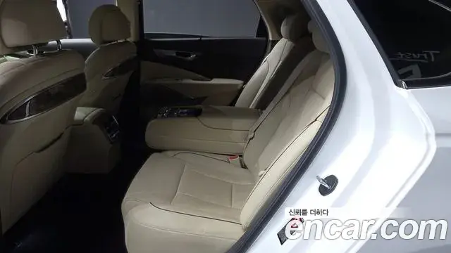 Kia The K9 2018 — Şəkil 20/34