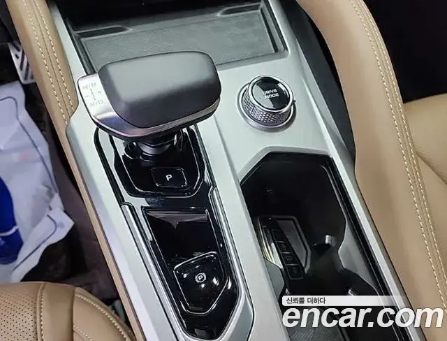 Renault Samsung Grand Koleos 2025 — Photo 1/19