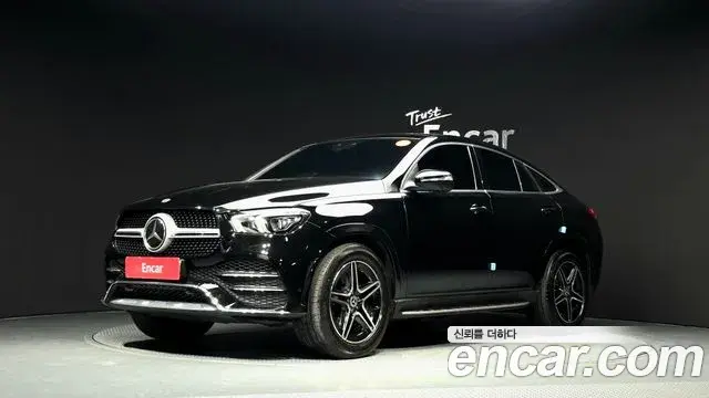 Mercedes-Benz GLE-Class 2021 — Фото 1/20