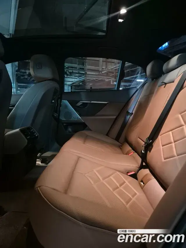 BMW 5 Series 2026 — ფოტო 2/8