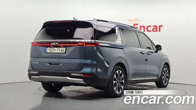 Kia Carnival 2023 — Photo 2/20