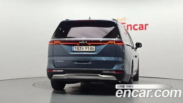 Kia Carnival 2023 — Photo 4/20