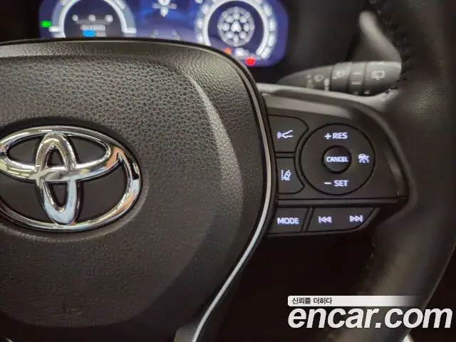 Toyota RAV4 2024 — Photo 18/18