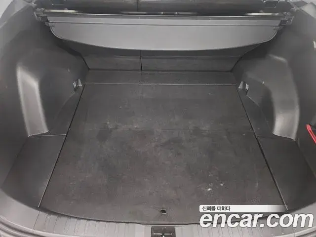 Toyota RAV4 2024 — Photo 12/18