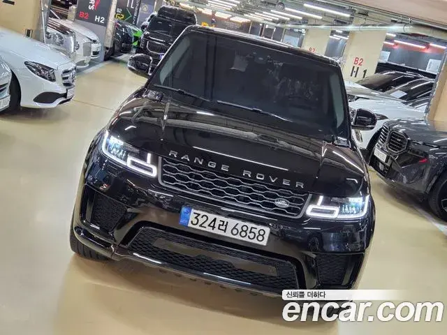 Land Rover Range Rover Sport 2022 — Photo 1/20