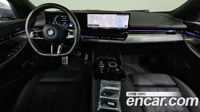BMW 5 Series 2024 — Photo 10/20
