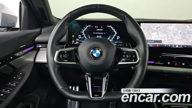 BMW 5 Series 2024 — Photo 12/20