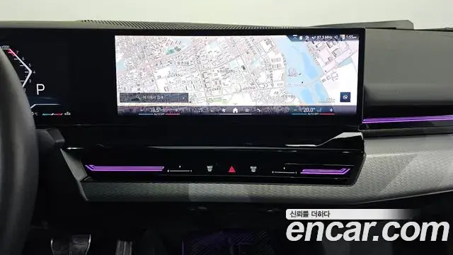 BMW 5 Series 2024 — Photo 13/20