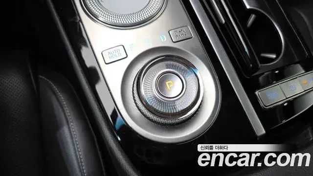 Genesis Electrified G80 2021 — Фото 9/20