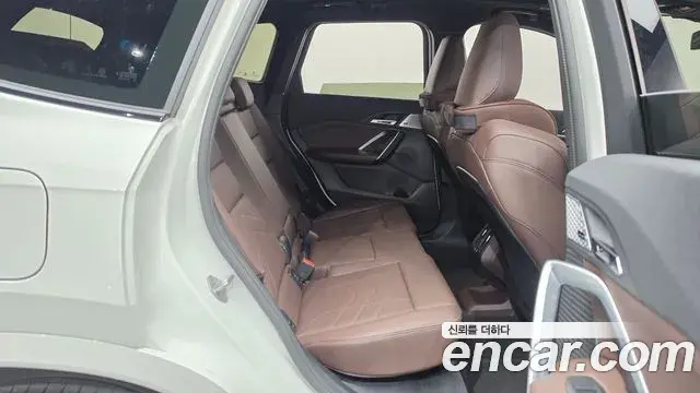 BMW X1 2025 — ფოტო 8/39