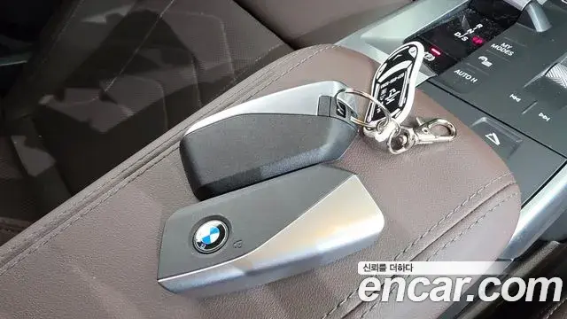BMW X1 2025 — ფოტო 27/39