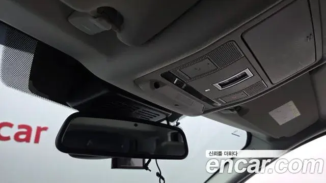 Land Rover Discovery Sport 2019 — ფოტო 4/33