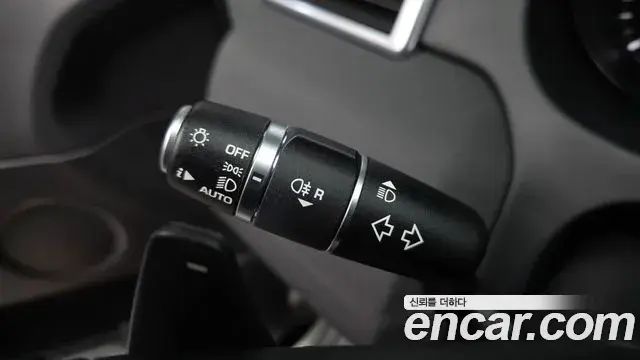 Land Rover Discovery Sport 2019 — ფოტო 20/33