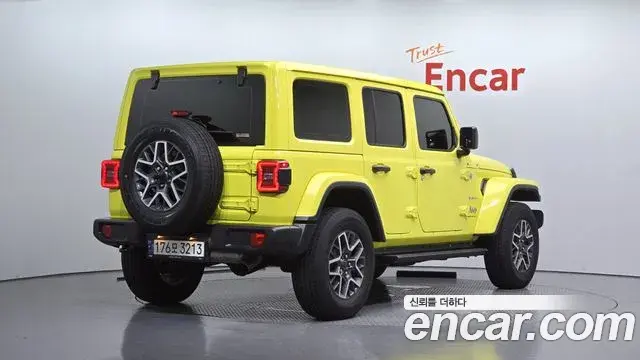 Jeep Wrangler 2024 — Şəkil 7/31