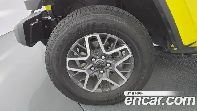 Jeep Wrangler 2024 — Şəkil 19/31