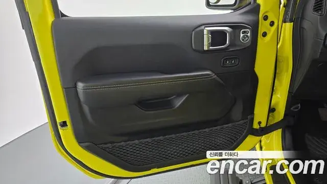 Jeep Wrangler 2024 — Şəkil 13/31