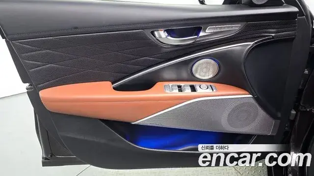 Kia The K9 2018 — Şəkil 32/34