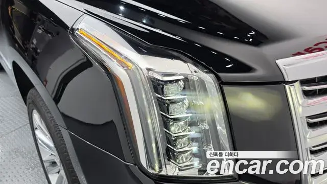 Cadillac Escalade 2019 — Photo 11/41