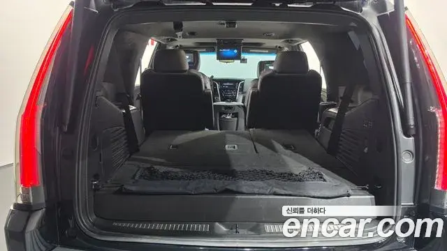 Cadillac Escalade 2019 — Photo 5/41